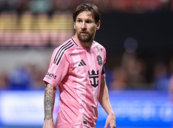 Messi chỉ có 25 cú sút trong 5 trận đấu vừa qua! 10 cú đánh và 9 mục tiêu!